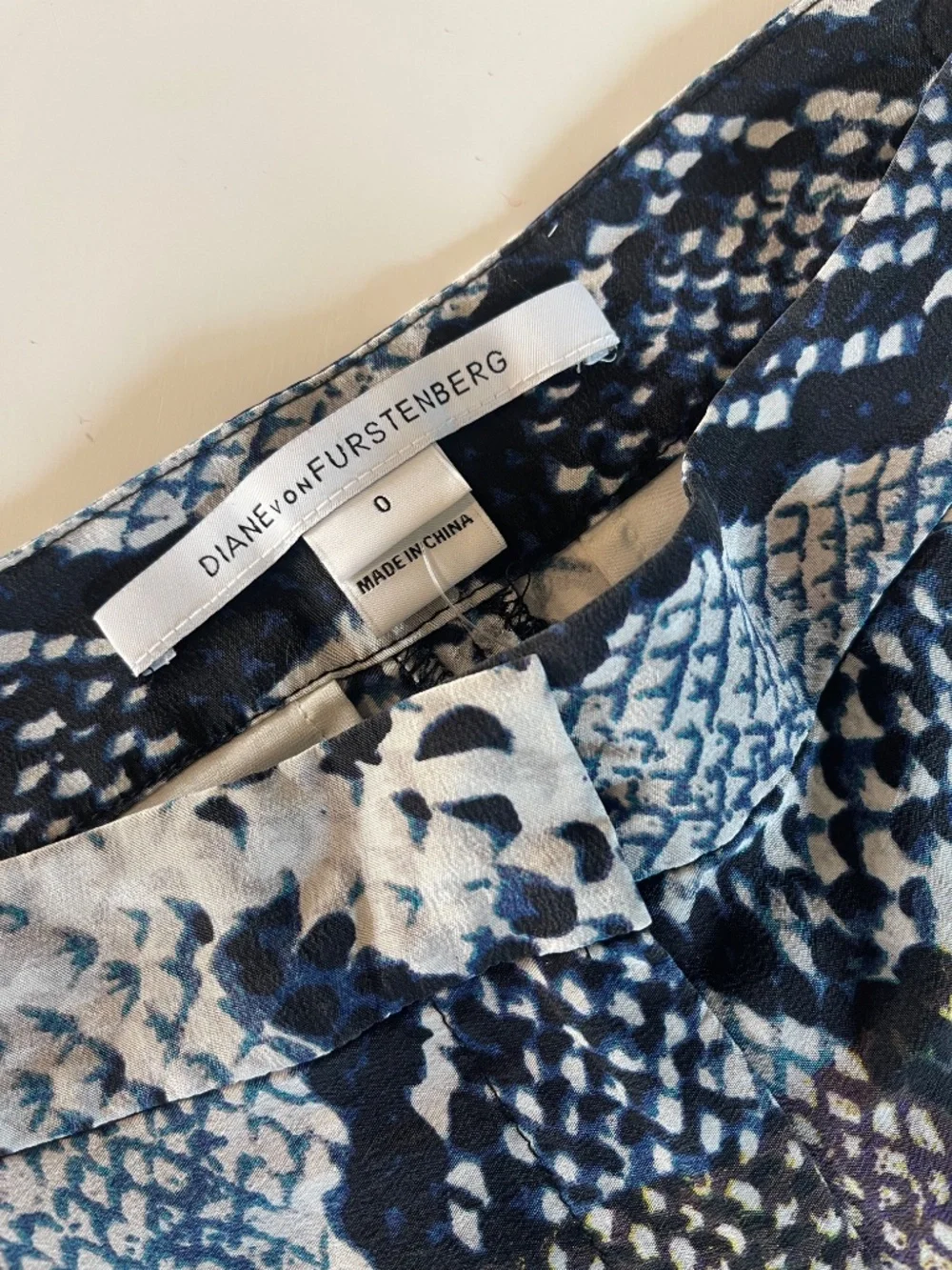 Diane von Furstenberg DVF 100% Silk Python Print Tailored Shorts | Size 0